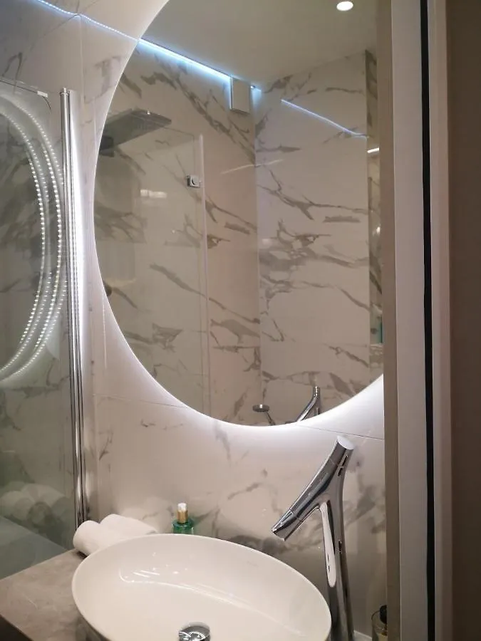 Fortuna Luxury Rooms 1 krevet i doručak