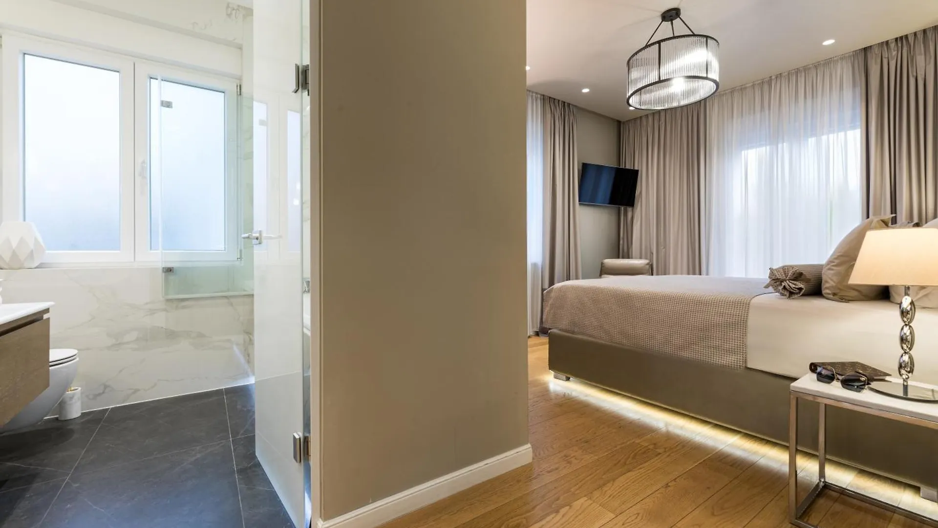 Fortuna Luxury Rooms 1