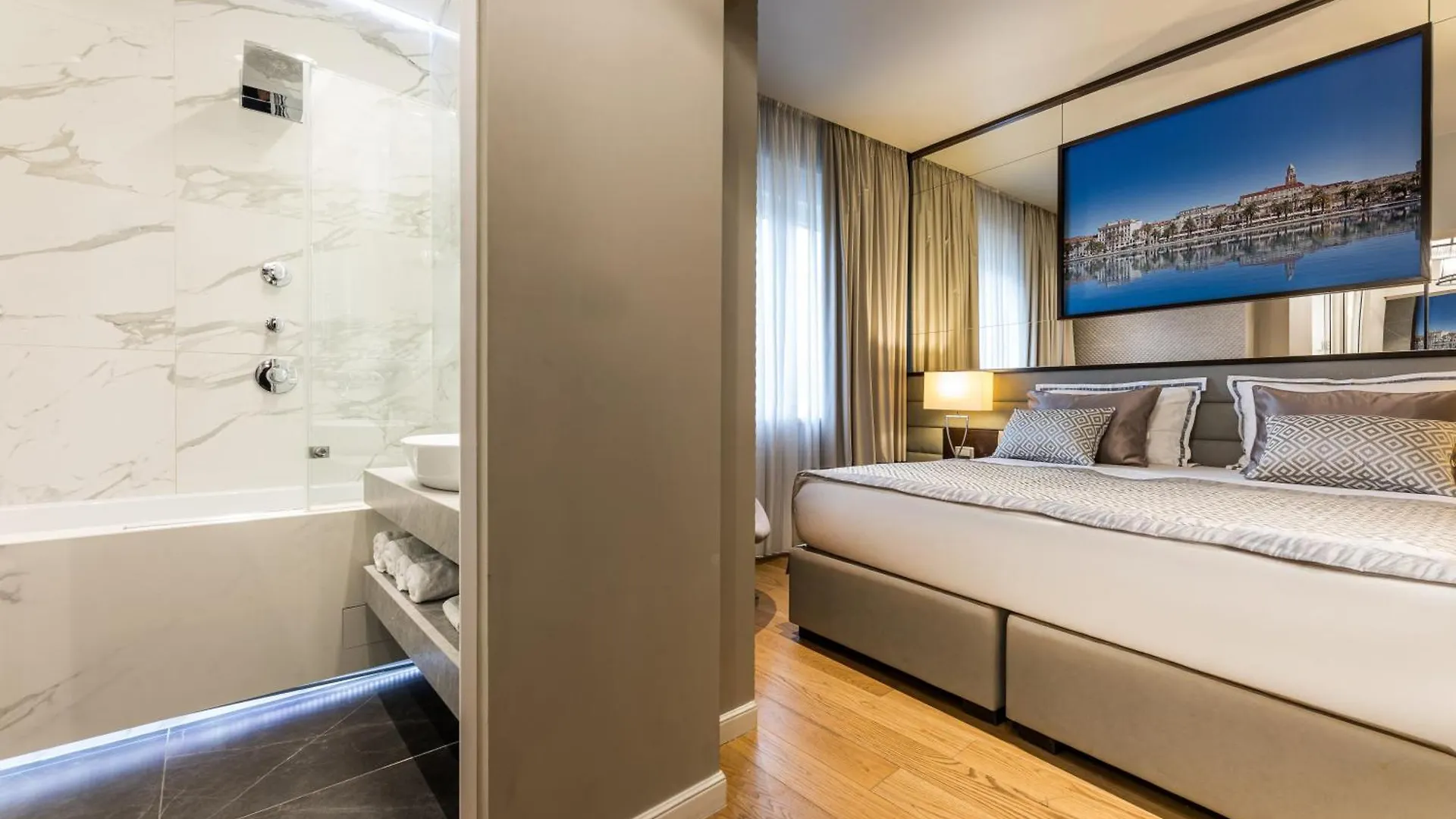 Fortuna Luxury Rooms 1 krevet i doručak Split