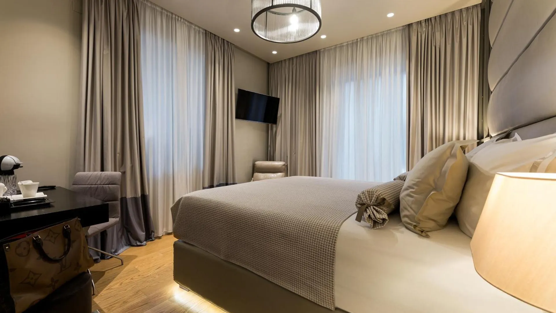 Fortuna Luxury Rooms 1 Split 4*,