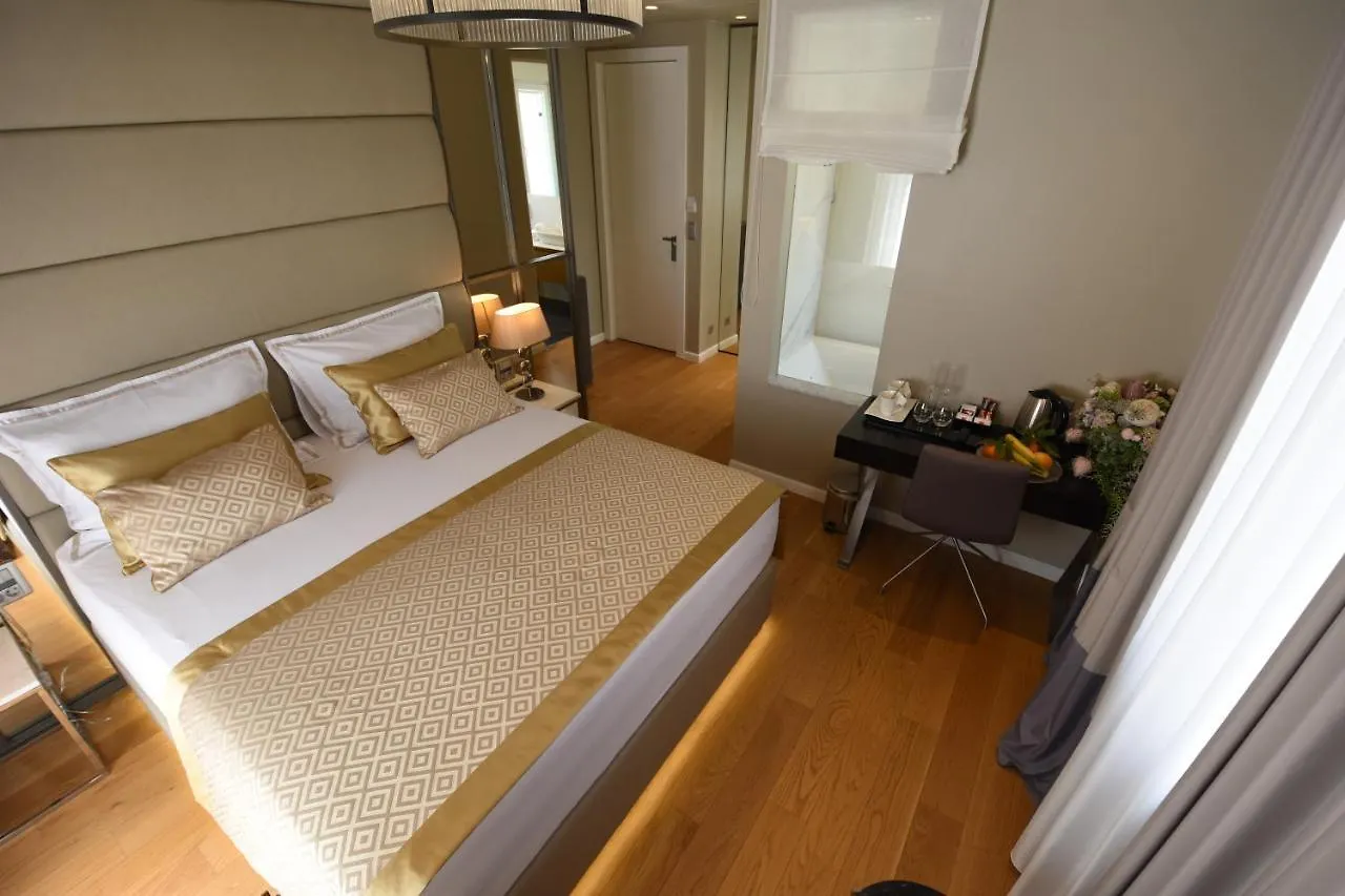 Fortuna Luxury Rooms 1 Split Bed & Breakfast